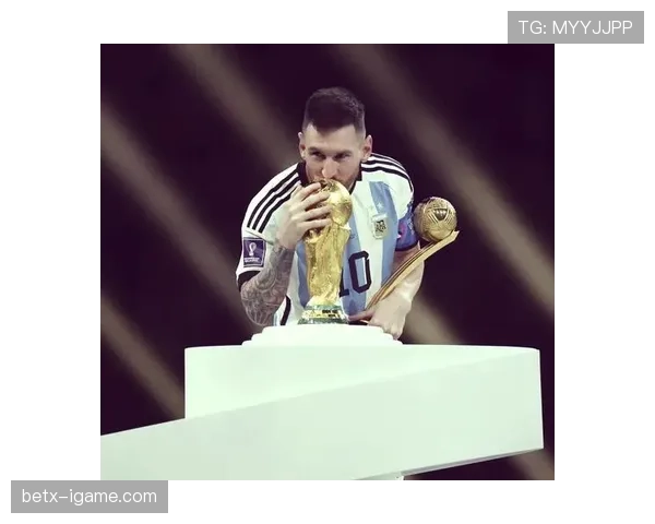 梅西圆梦世界杯，关键战闪耀全场铸就足坛传奇