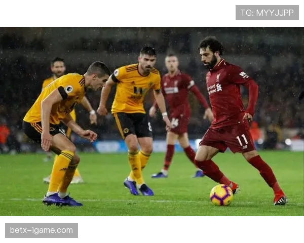 水晶宫革新防守战术，后防线表现稳健成球队新亮点