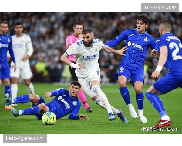 塞尔塔明星球员闪耀赛场，助球队逆转取胜引期待