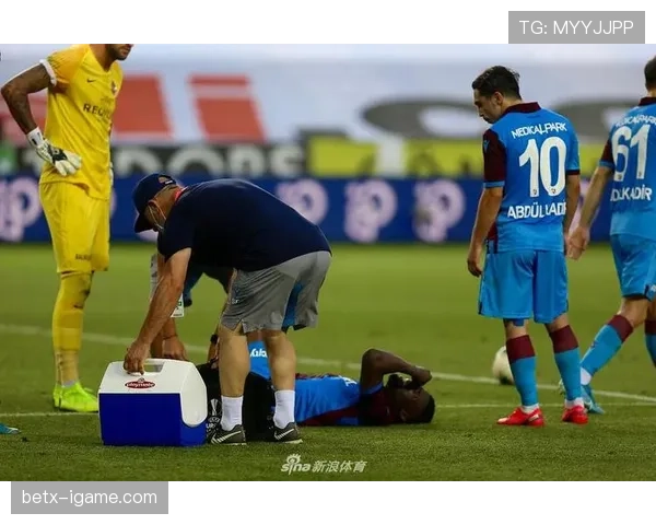 特拉布宗体育升级防守体系，新战术助力联赛不败征程