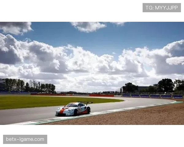 法兰克福新赛季强势开局，高效逼抢体系成关键制胜法宝