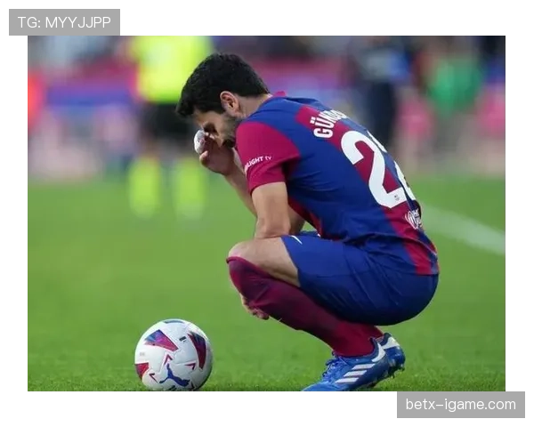 哈维辞职暴露巴萨战术滞后与转会混乱，伪争冠困局加剧球队结构性危机